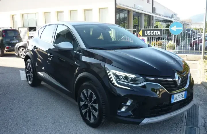 Renault Captur 1.0 tce Techno 90CV pieno