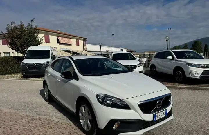 Volvo V40 Cross country 2.0 D2 pieno