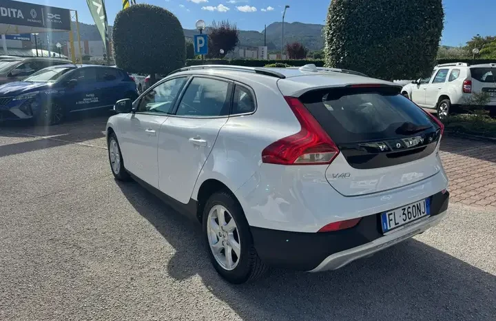 Volvo V40 Cross country 2.0 D2 pieno