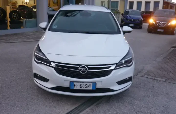 Opel Astra Sports Tourer 1.6 cdti Innovation pieno