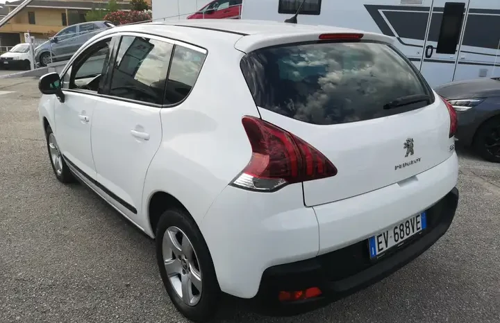 Peugeot 3008 1.6 tdi 115cv pieno