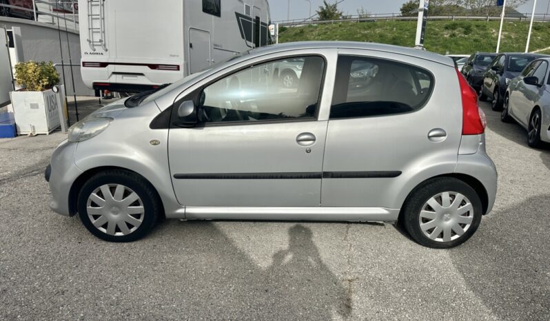 Peugeot 107 1.0 Benzina 68CV pieno