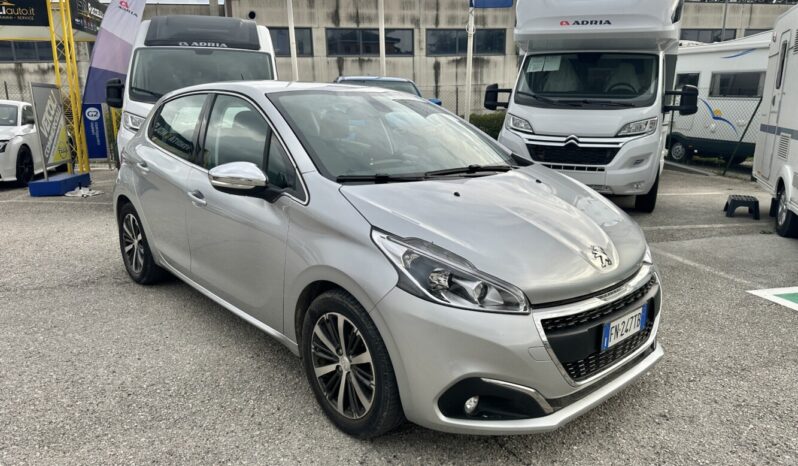 Peugeot 208 5p 1.2 puretech t GT Line full