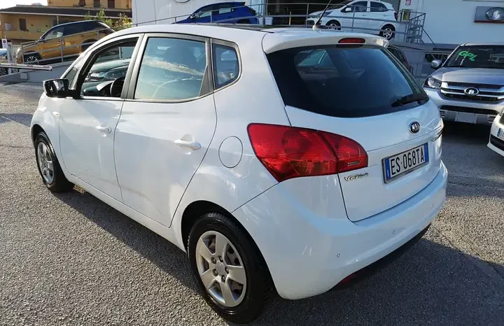 Kia Venga 1.4 benzina 90CV Neo P. pieno