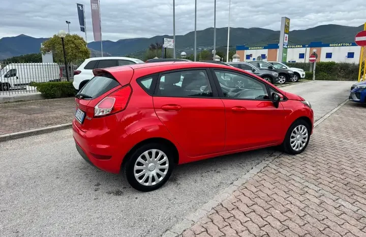 Ford Fiesta 1.2 benzina 4 porte PLUS pieno