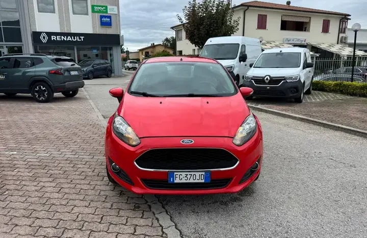 Ford Fiesta 1.2 benzina 4 porte PLUS pieno