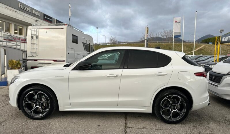 Alfa Romeo Stelvio 2.2 Veloce 210CV full