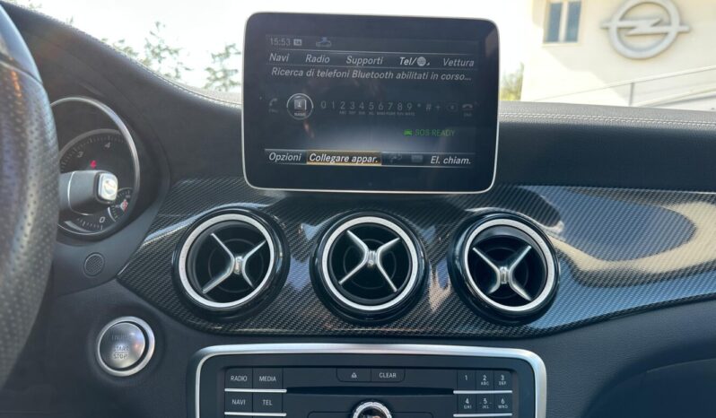Mercedes-Benz GLA 200d Night Edition 4M 136CV pieno