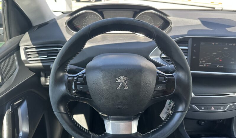 Peugeot 308 SW 1.5 Active 131CV pieno