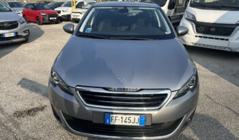 Peugeot 308 AUTOCARRO 1.5 Allure 120CV pieno