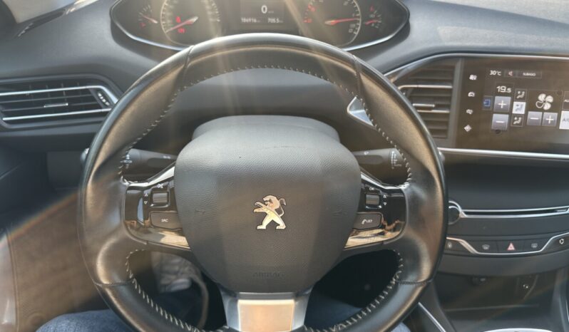 Peugeot 308 AUTOCARRO 1.5 Allure 120CV pieno