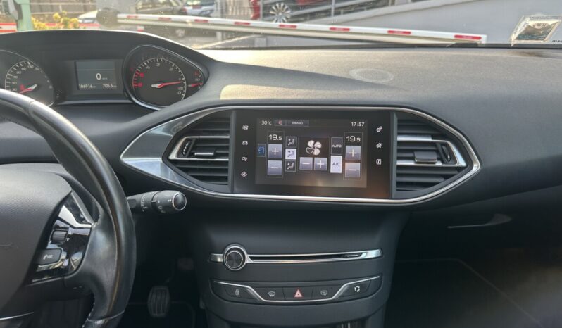 Peugeot 308 AUTOCARRO 1.5 Allure 120CV pieno