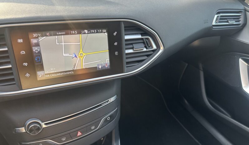 Peugeot 308 AUTOCARRO 1.5 Allure 120CV pieno