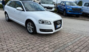 Audi A3 1.6 S-Tronic 105CV Attraction pieno