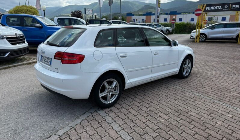 Audi A3 1.6 S-Tronic 105CV Attraction pieno