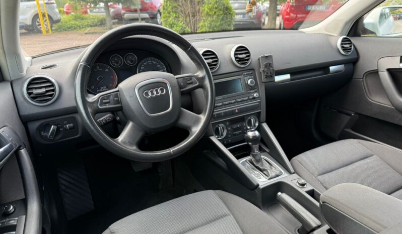 Audi A3 1.6 S-Tronic 105CV Attraction pieno