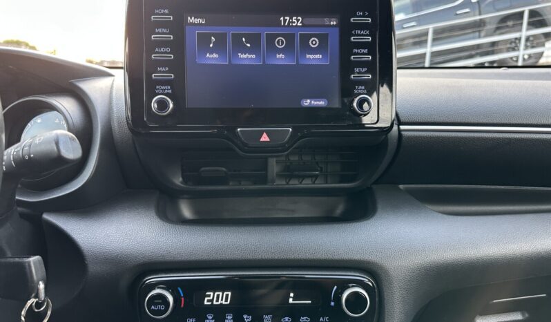 Toyota Yaris FullHybrid Trend 1.5 92CV pieno