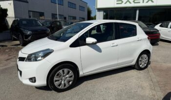 Toyota Yaris 1.0 Lounge 5porte 69CV pieno