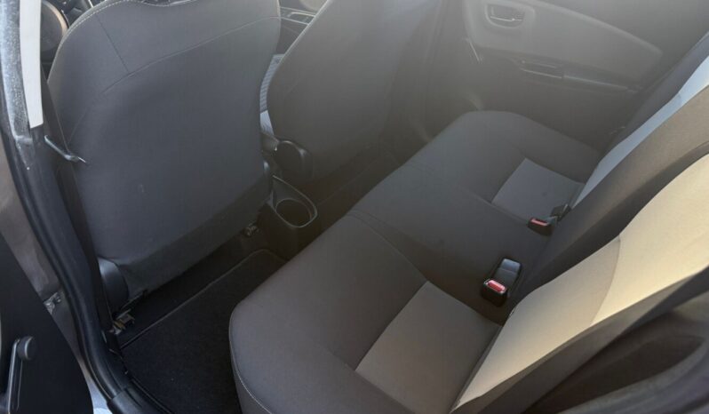 Toyota Yaris 1.0 Active 5Porte 69CV pieno