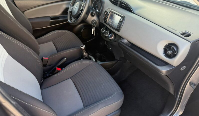 Toyota Yaris 1.0 Active 5Porte 69CV pieno