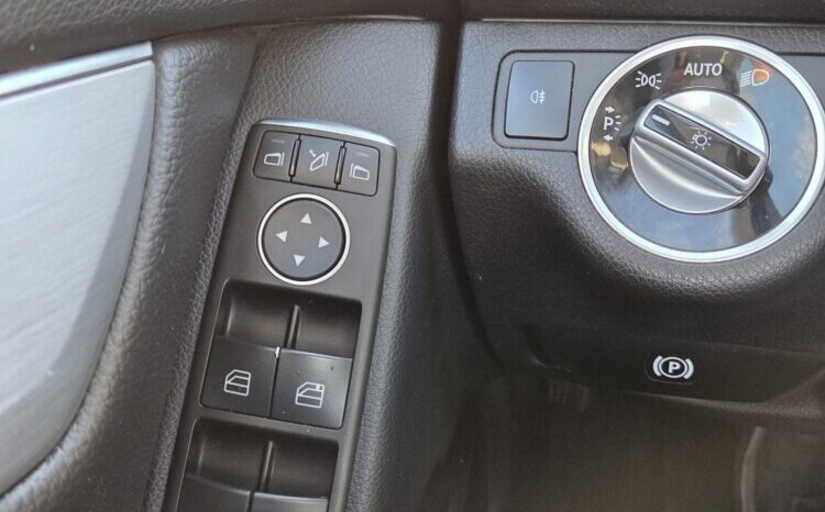 Mercedes Classe C200cdi Avantgarde 136CV pieno