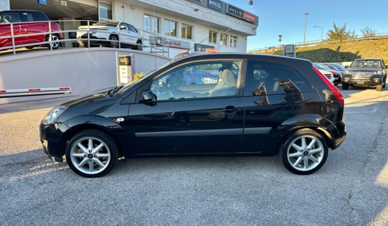 Ford Fiesta 3porte 1.4 Diesel TITANIUM pieno