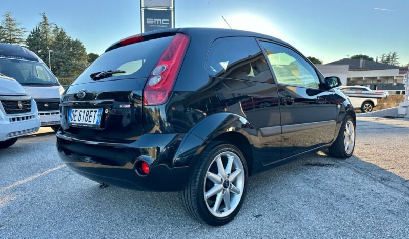 Ford Fiesta 3porte 1.4 Diesel TITANIUM pieno