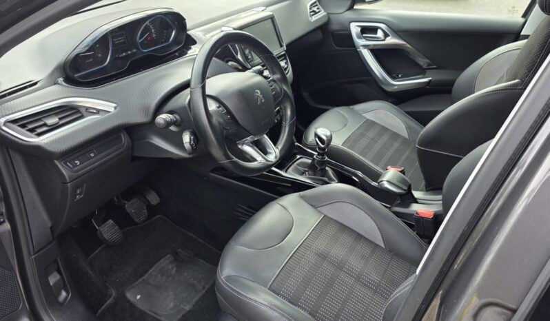 Peugeot 2008 1.5 Allure 102CV pieno