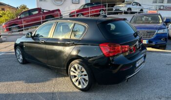 BMW SERIE 116D Advantage 5P pieno