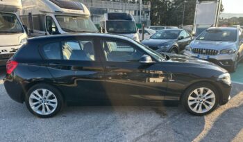 BMW SERIE 116D Advantage 5P pieno