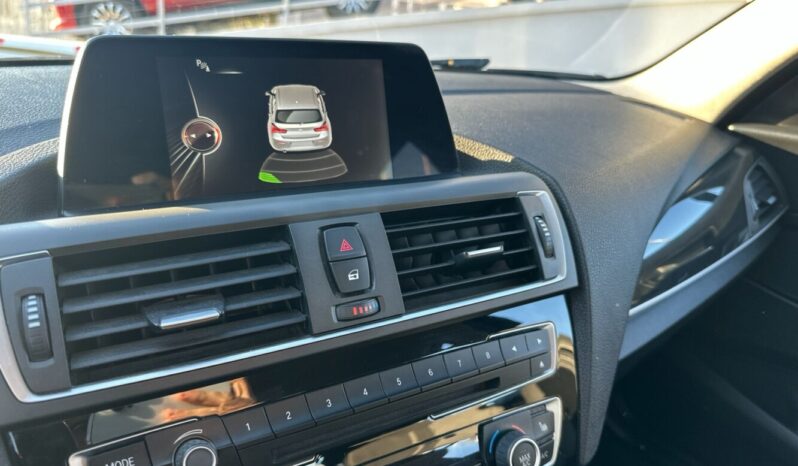 BMW SERIE 116D Advantage 5P pieno
