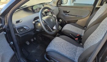 LANCIA  YPSILON 1.0 FIREFLY HYBRID SILVER pieno