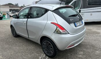 Lancia Ypsilon 1.2 GPL Gold 69CV pieno