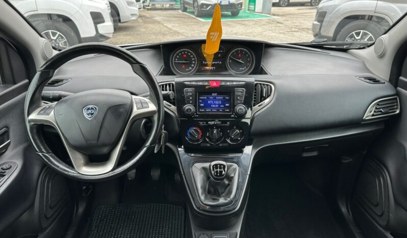Lancia Ypsilon 1.2 GPL Gold 69CV pieno