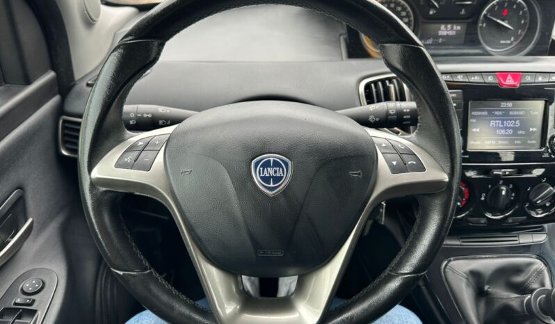 Lancia Ypsilon 1.2 GPL Gold 69CV pieno