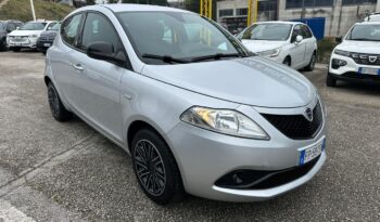 Lancia Ypsilon 1.2 GPL Gold 69CV pieno