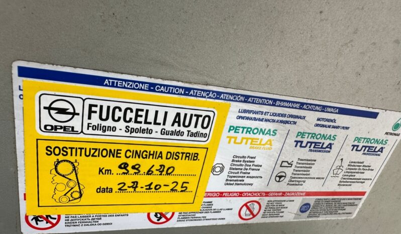 Lancia Ypsilon 1.2 GPL Gold 69CV pieno