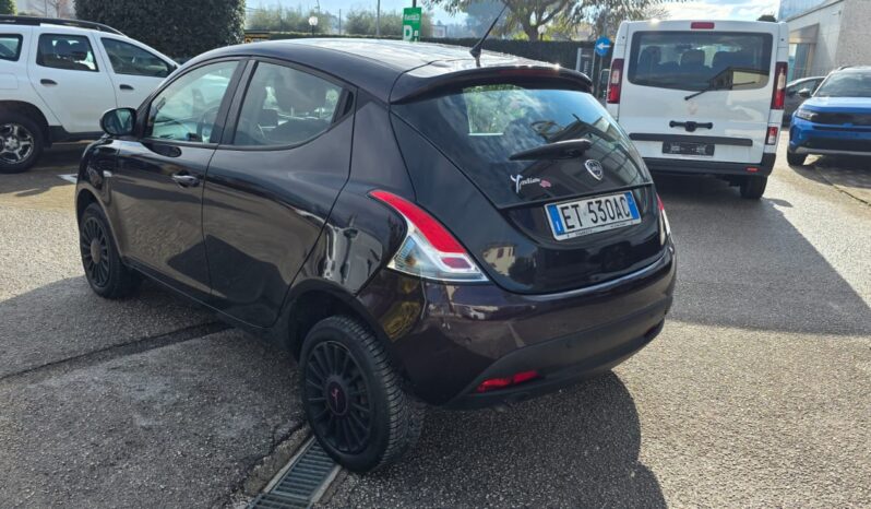 Lancia Ypsilon 0.9 T.Air Silver metano 80CV pieno