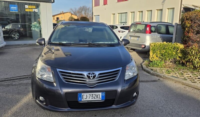 Toyota Avensis 2.2 Auto 150CV SW pieno