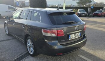 Toyota Avensis 2.2 Auto 150CV SW pieno