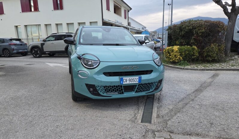 Fiat 600 1.2 Hybrid Auto LaPrima 101CV pieno