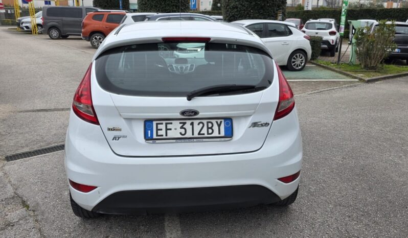 Ford Fiesta titanium 1.4 Tdci 5p 68CV pieno