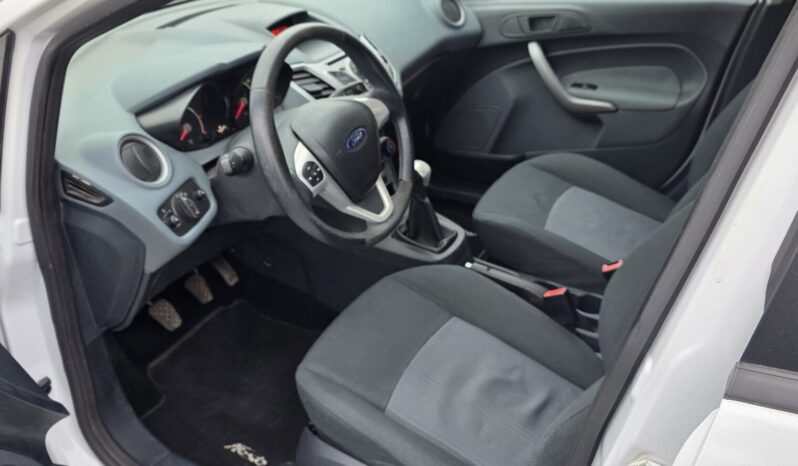 Ford Fiesta titanium 1.4 Tdci 5p 68CV pieno