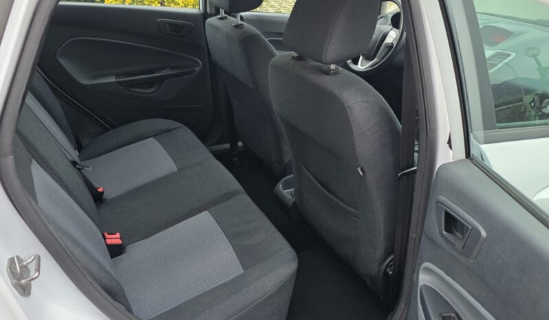 Ford Fiesta titanium 1.4 Tdci 5p 68CV pieno