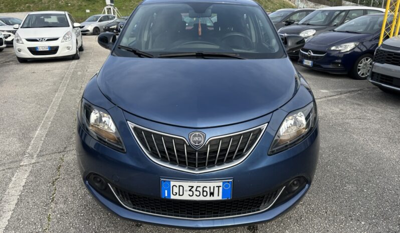 Lancia Ypsilon 1.2 GPL SIlver 69CV pieno