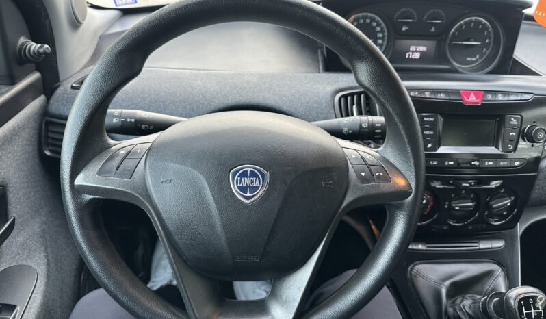 Lancia Ypsilon 1.2 GPL SIlver 69CV pieno