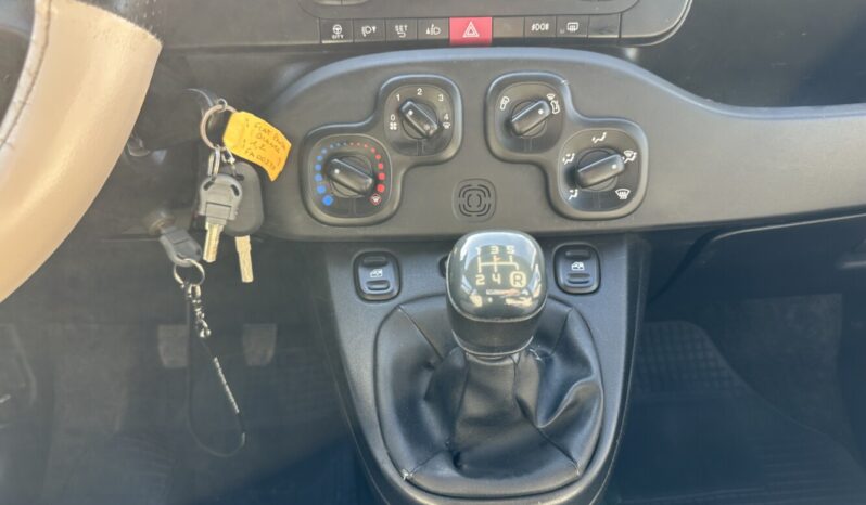 Fiat Panda 1.2 Easy 69CV pieno